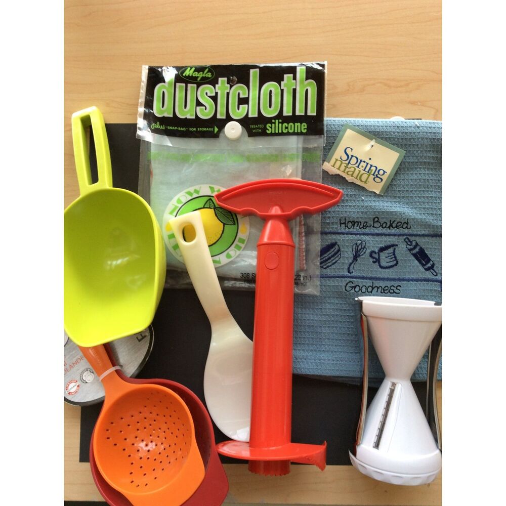 Variety of Misc Kitchen Items B50